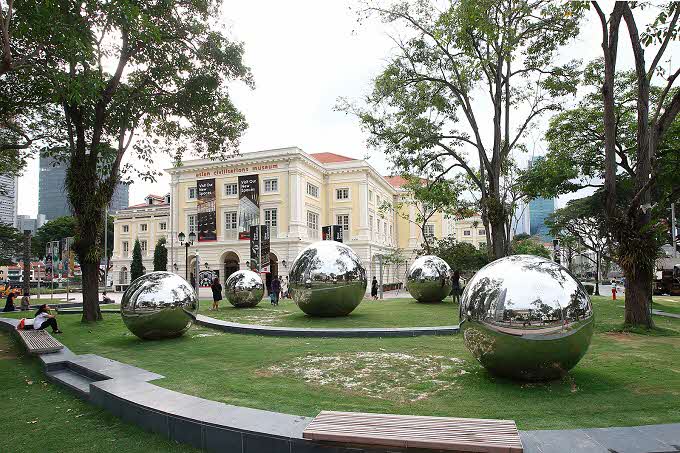 Wide shot of 24 Hours in Singapore by Baet Yeok Kuan